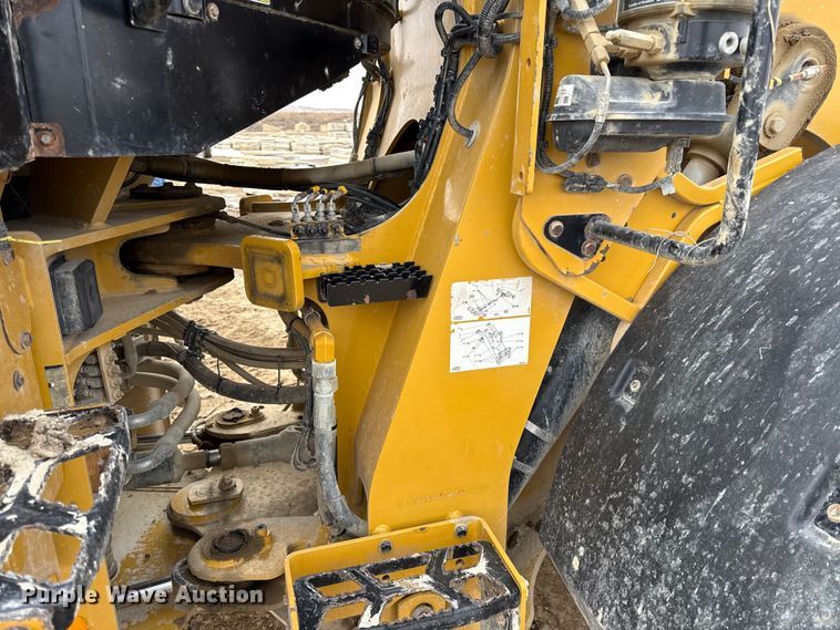 image for item EV6003 2017 Caterpillar 926M high lift wheel loader