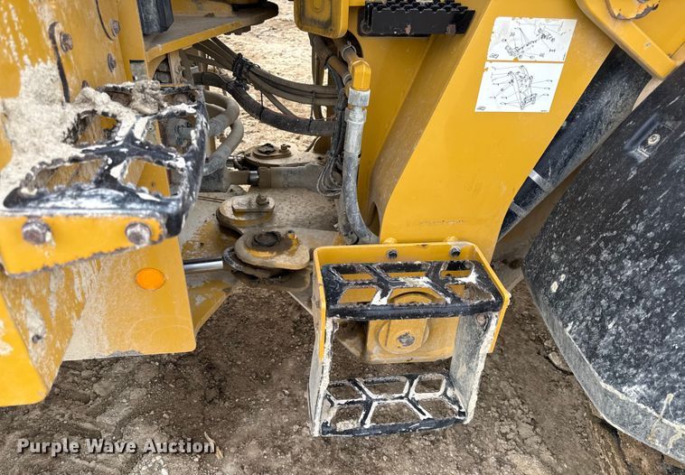 image for item EV6003 2017 Caterpillar 926M high lift wheel loader