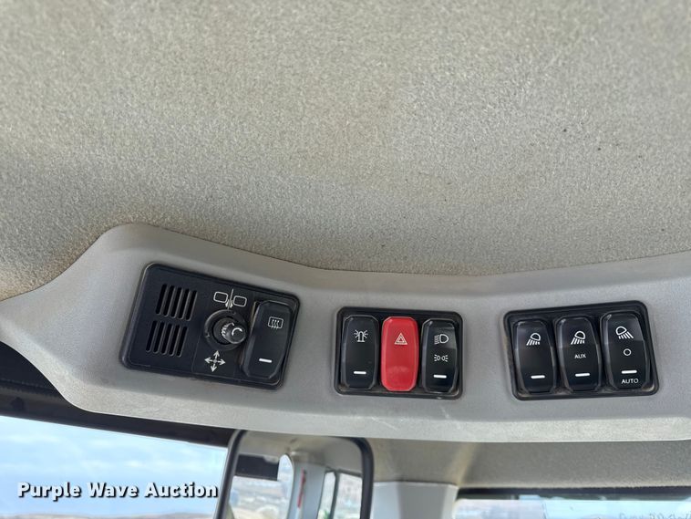 image for item EV6003 2017 Caterpillar 926M high lift wheel loader