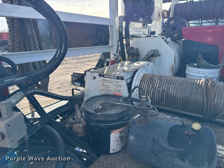 image for item FB0625 1991 Chevrolet C6500 pulling truck