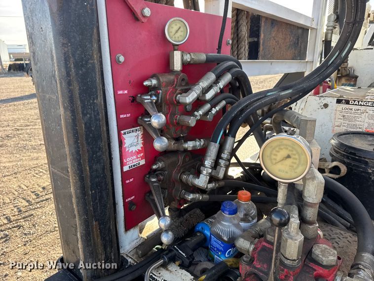 image for item FB0625 1991 Chevrolet C6500 pulling truck