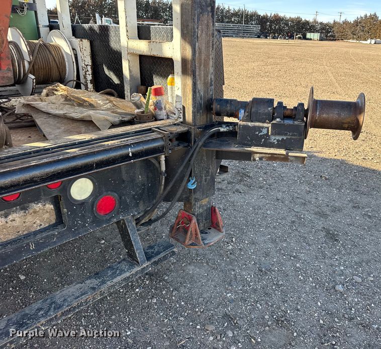 image for item FB0625 1991 Chevrolet C6500 pulling truck