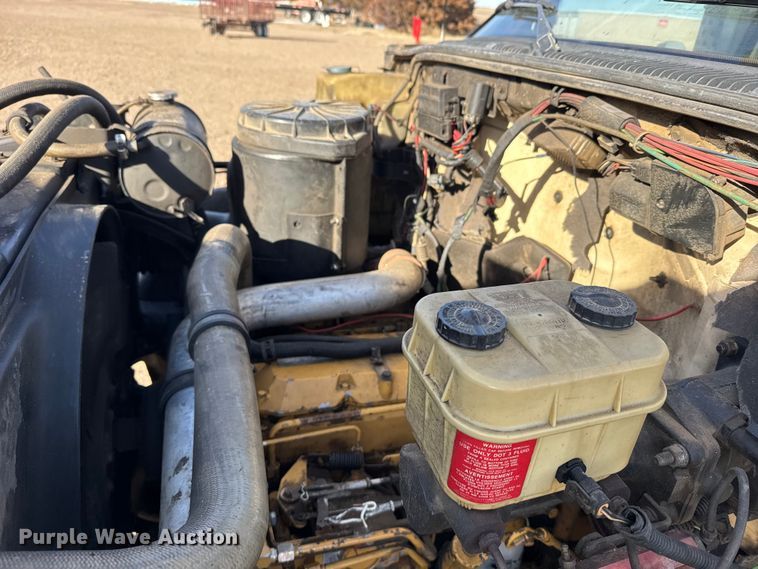 image for item FB0625 1991 Chevrolet C6500 pulling truck