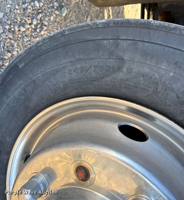 image for item FB0625 1991 Chevrolet C6500 pulling truck