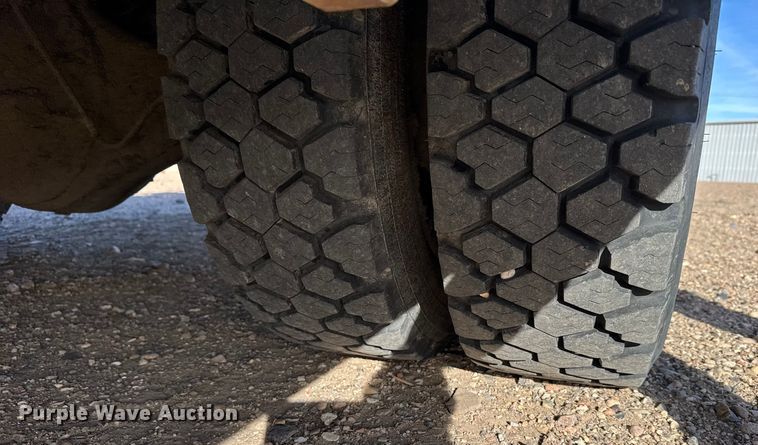 image for item FB0625 1991 Chevrolet C6500 pulling truck