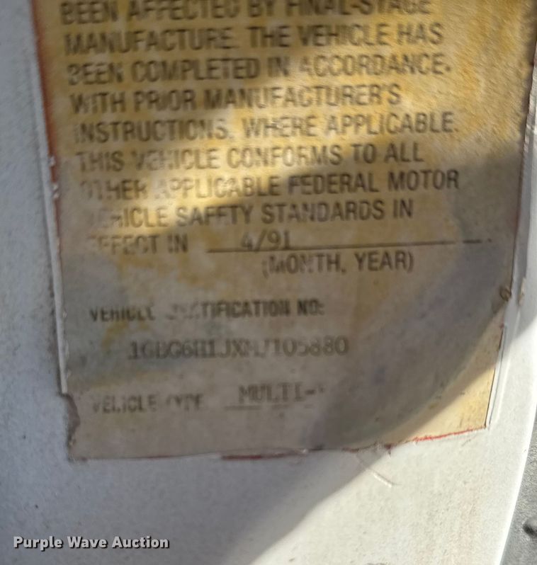 image for item FB0625 1991 Chevrolet C6500 pulling truck