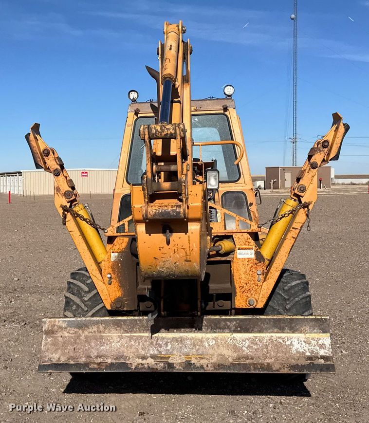 image for item FB0630 2001 Case 960 trencher