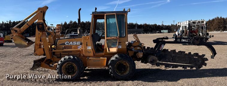 image for item FB0630 2001 Case 960 trencher