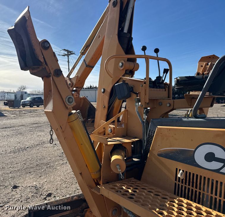 image for item FB0630 2001 Case 960 trencher