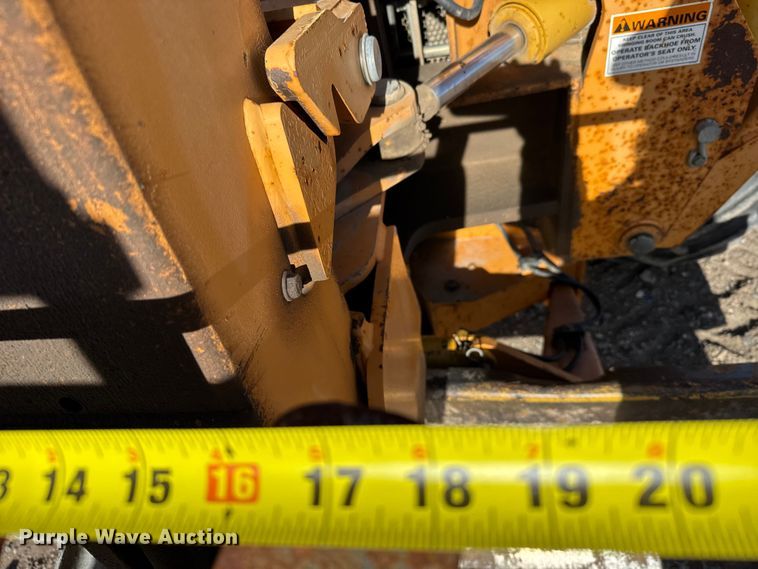 image for item FB0630 2001 Case 960 trencher