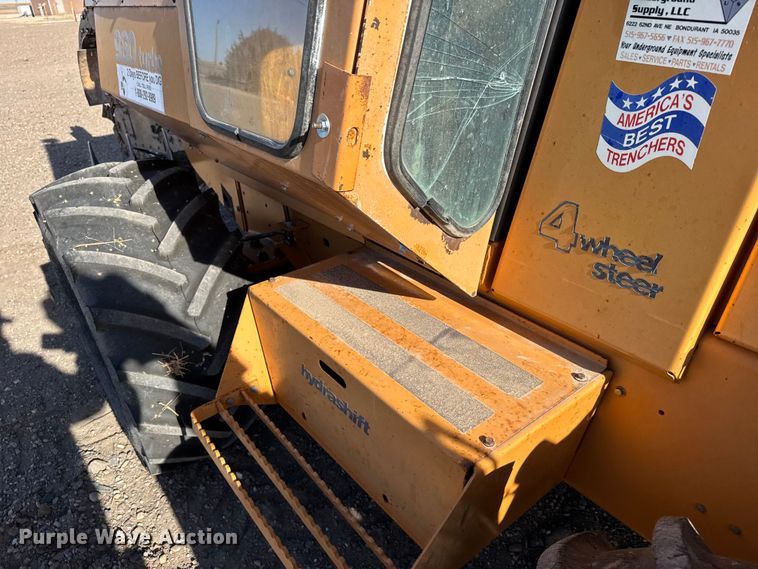 image for item FB0630 2001 Case 960 trencher