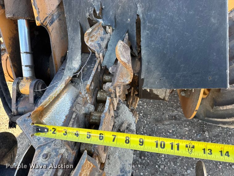 image for item FB0630 2001 Case 960 trencher