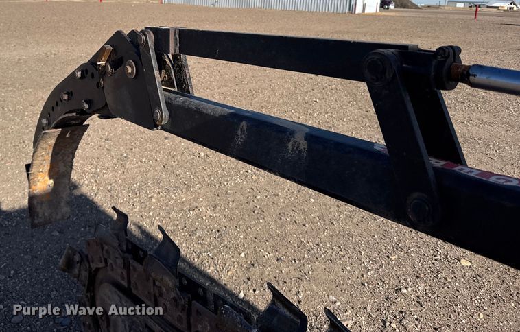 image for item FB0630 2001 Case 960 trencher