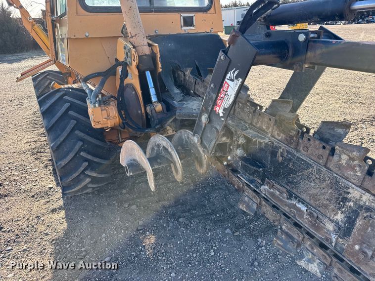 image for item FB0630 2001 Case 960 trencher