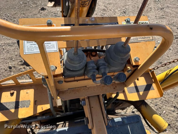 image for item FB0630 2001 Case 960 trencher