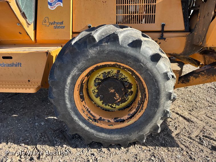 image for item FB0630 2001 Case 960 trencher