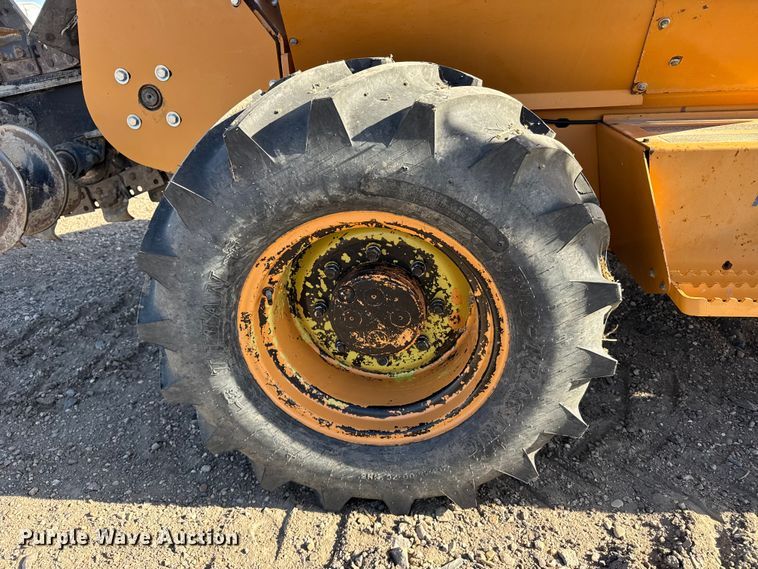 image for item FB0630 2001 Case 960 trencher