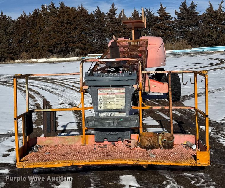 image for item FB0637 JLG 400S boom lift