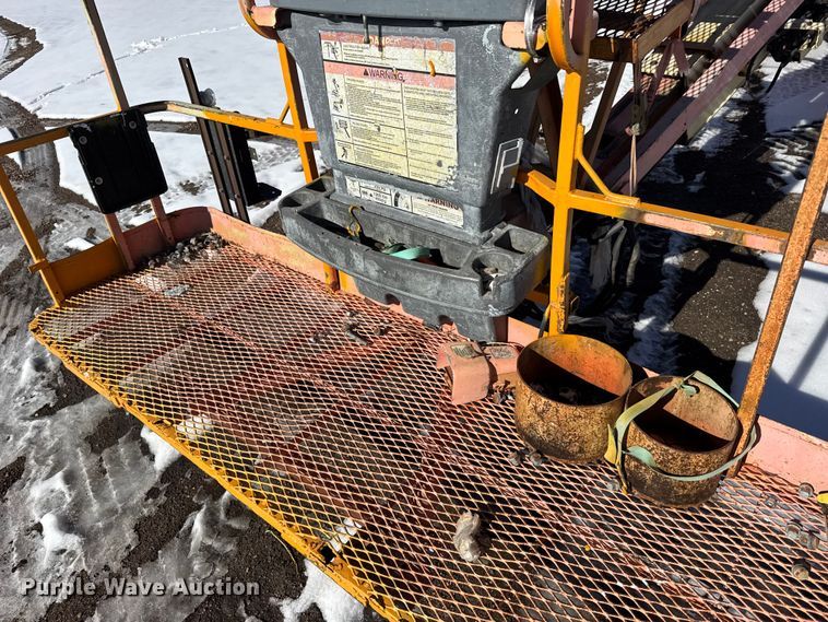 image for item FB0637 JLG 400S boom lift