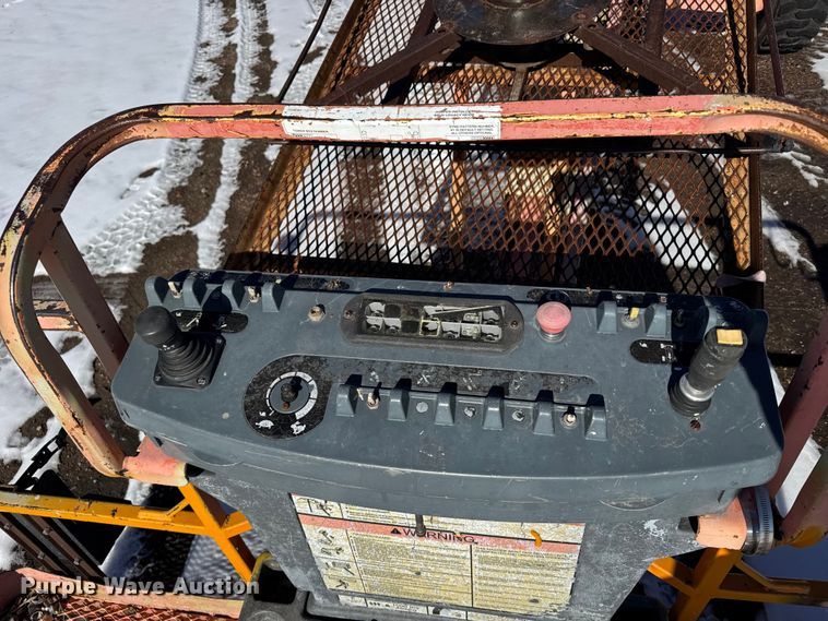 image for item FB0637 JLG 400S boom lift