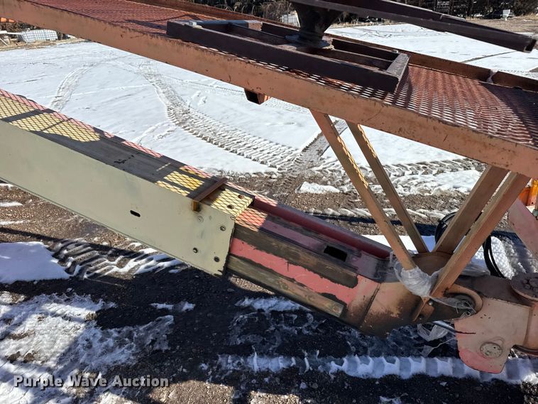 image for item FB0637 JLG 400S boom lift