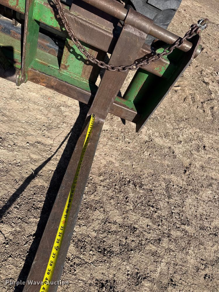 image for item FB0643 2002 John Deere 3400 telehandler