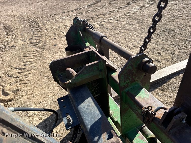 image for item FB0643 2002 John Deere 3400 telehandler