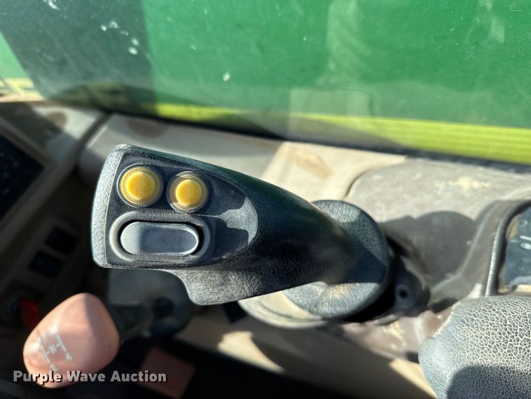 image for item FB0643 2002 John Deere 3400 telehandler