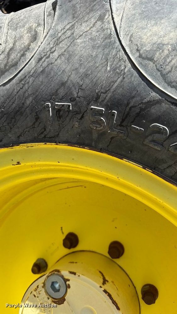 image for item FB0643 2002 John Deere 3400 telehandler