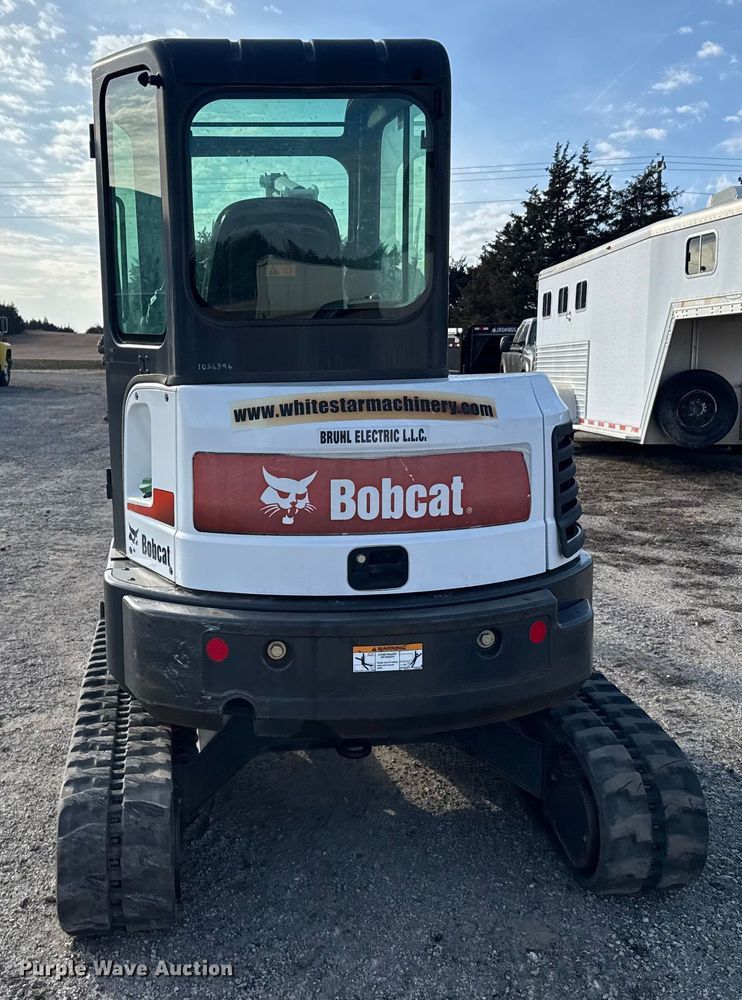 image for item FB0805 2012 Bobcat E35 mini excavator
