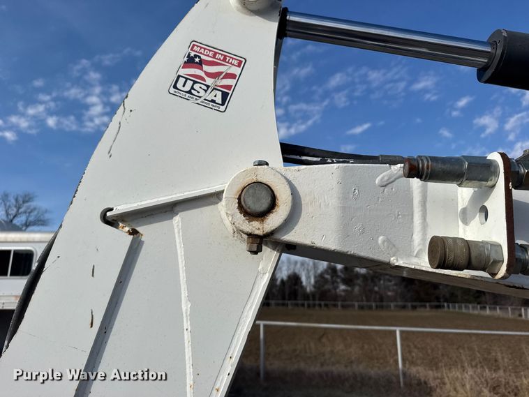 image for item FB0805 2012 Bobcat E35 mini excavator