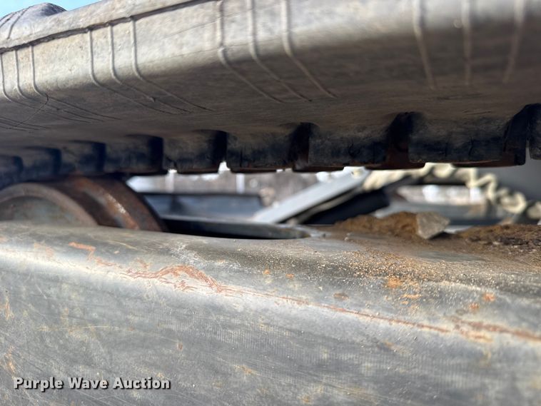 image for item FB0805 2012 Bobcat E35 mini excavator