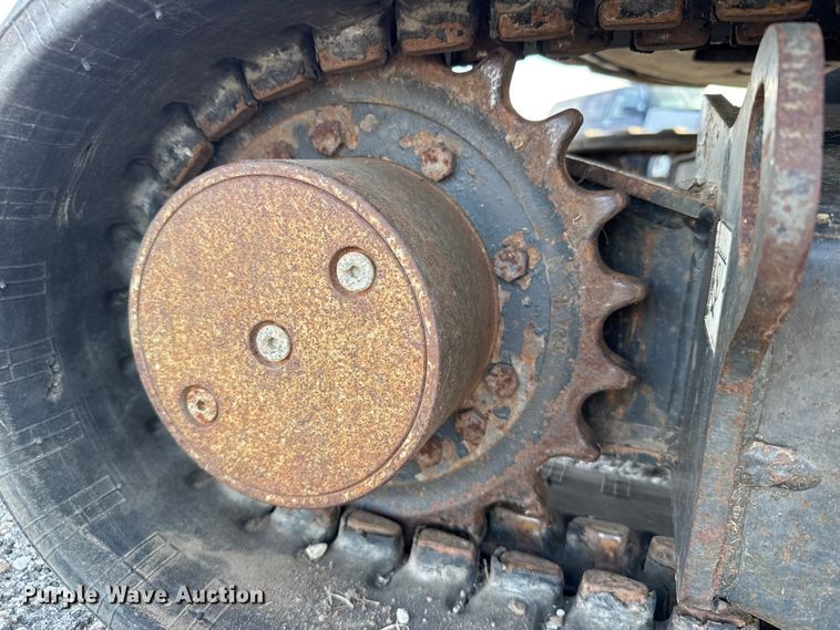 image for item FB0805 2012 Bobcat E35 mini excavator