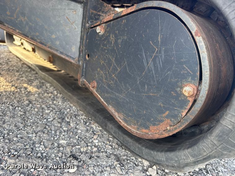 image for item FB0805 2012 Bobcat E35 mini excavator