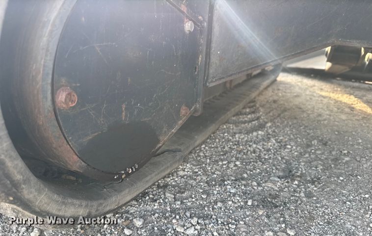 image for item FB0805 2012 Bobcat E35 mini excavator