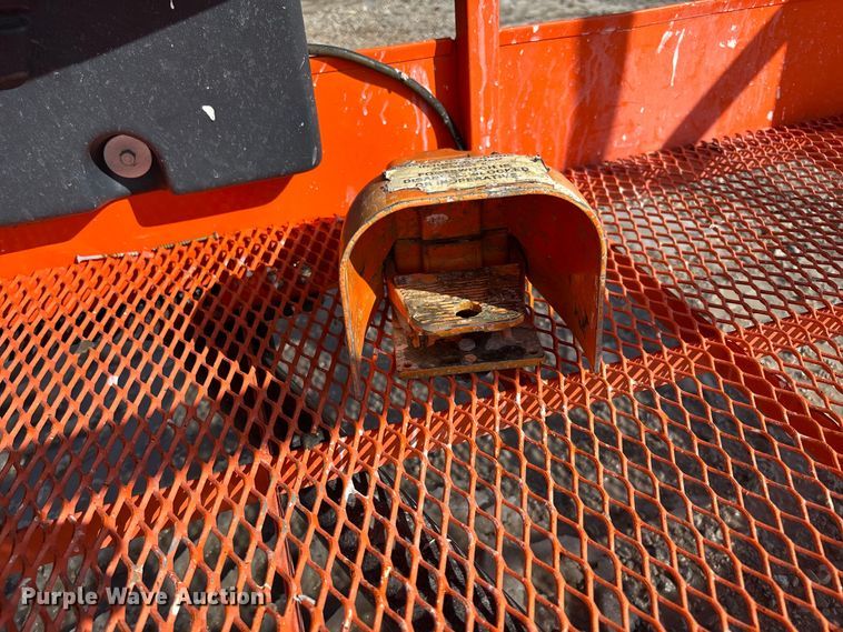 image for item FB2972 2003 JLG 600S boom lift