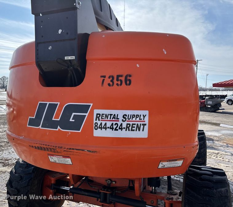 image for item FB2972 2003 JLG 600S boom lift