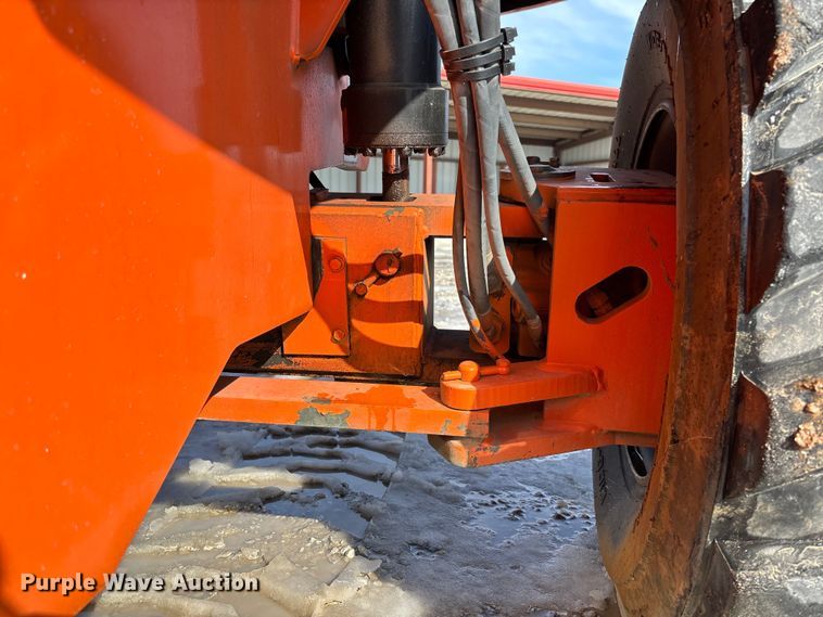 image for item FB2972 2003 JLG 600S boom lift