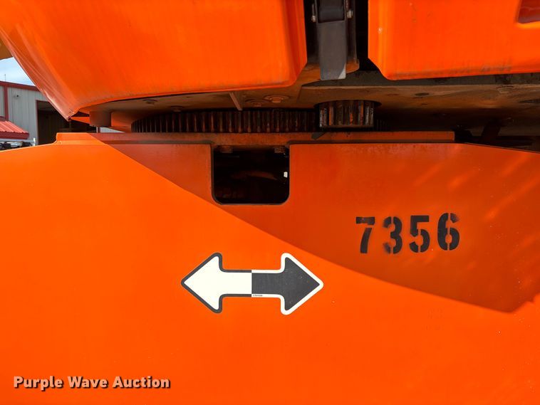 image for item FB2972 2003 JLG 600S boom lift