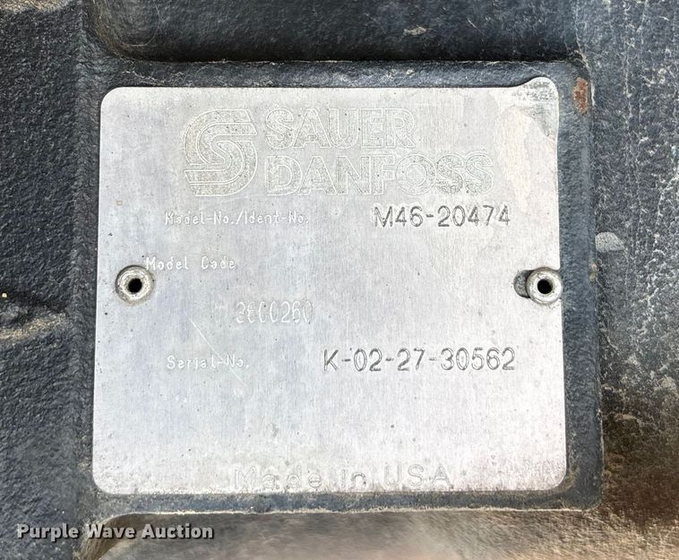 image for item FB2972 2003 JLG 600S boom lift