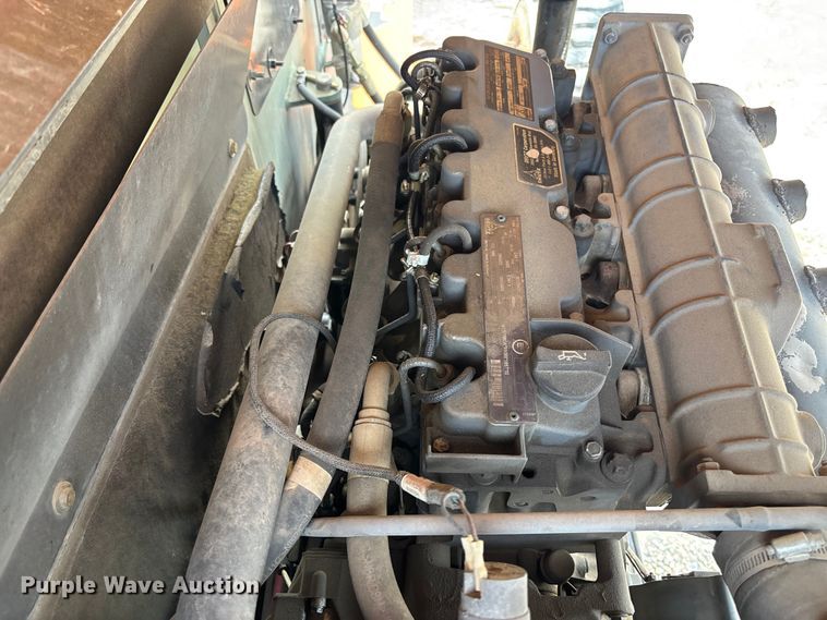 image for item FB2972 2003 JLG 600S boom lift