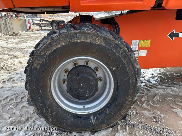 image for item FB2972 2003 JLG 600S boom lift