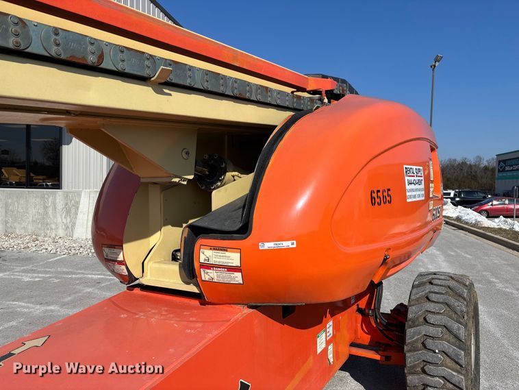 image for item FB2974 2007 JLG 600SJ boom lift