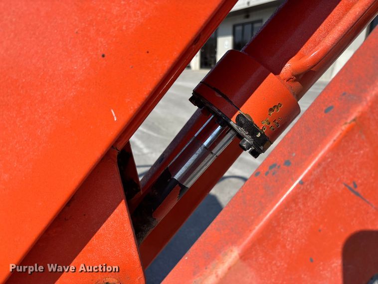 image for item FB2974 2007 JLG 600SJ boom lift