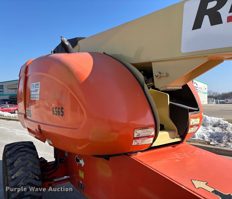 image for item FB2974 2007 JLG 600SJ boom lift