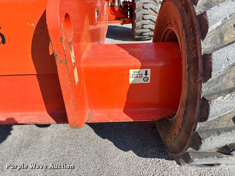 image for item FB2974 2007 JLG 600SJ boom lift