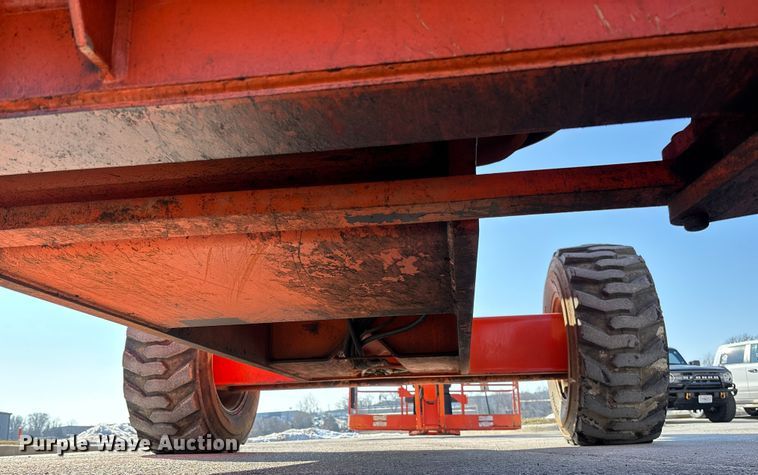 image for item FB2974 2007 JLG 600SJ boom lift