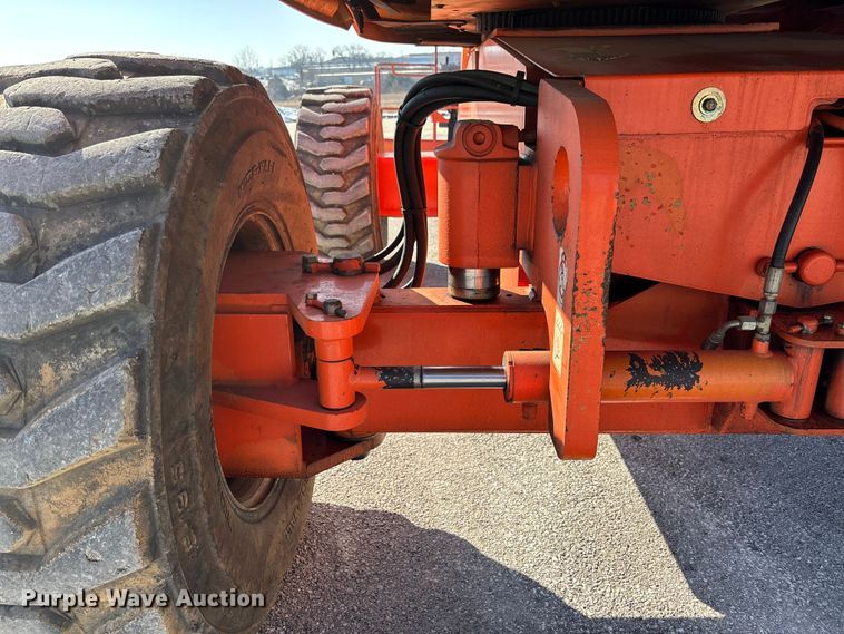 image for item FB2974 2007 JLG 600SJ boom lift
