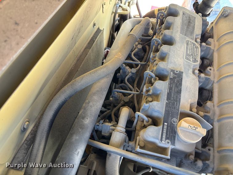 image for item FB2974 2007 JLG 600SJ boom lift