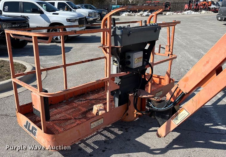 image for item FB2975 2008 JLG 600AJ boom lift
